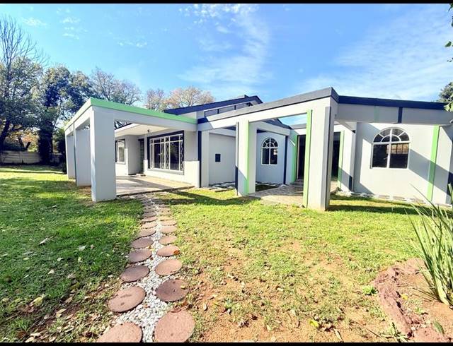 4 BEDROOM HOUSE FOR SALE IN THREE RIVERS